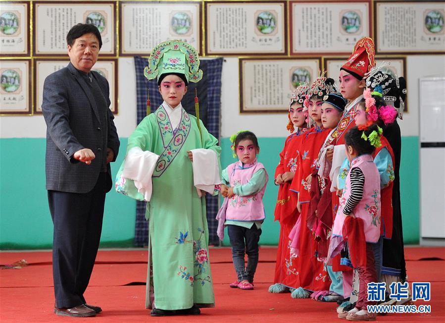 1492656506488383.jpg 1120840787_14926468812881n.jpg