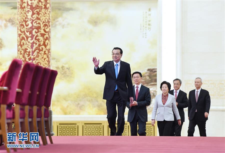 1521526051717434.jpg 137051934_15215207728101n.jpg