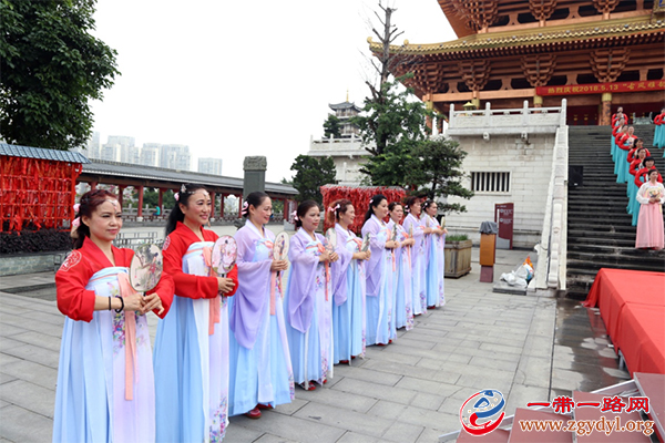 1526367713313549.jpg 1213424.jpg