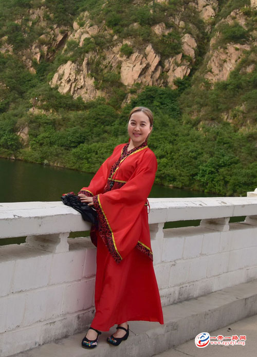 1527314433904689.jpg 35.jpg